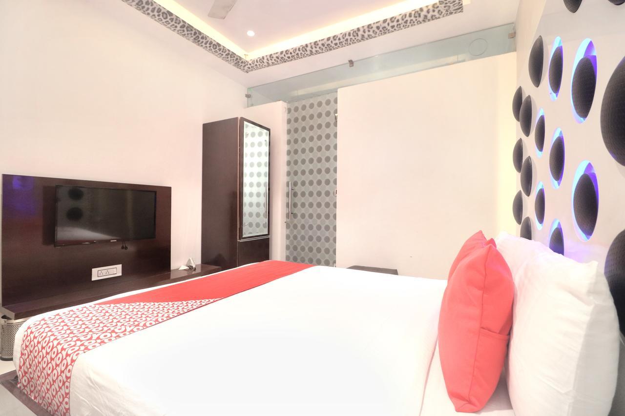 Oyo 14829 Hotel J Cruise Ludhiana Dış mekan fotoğraf