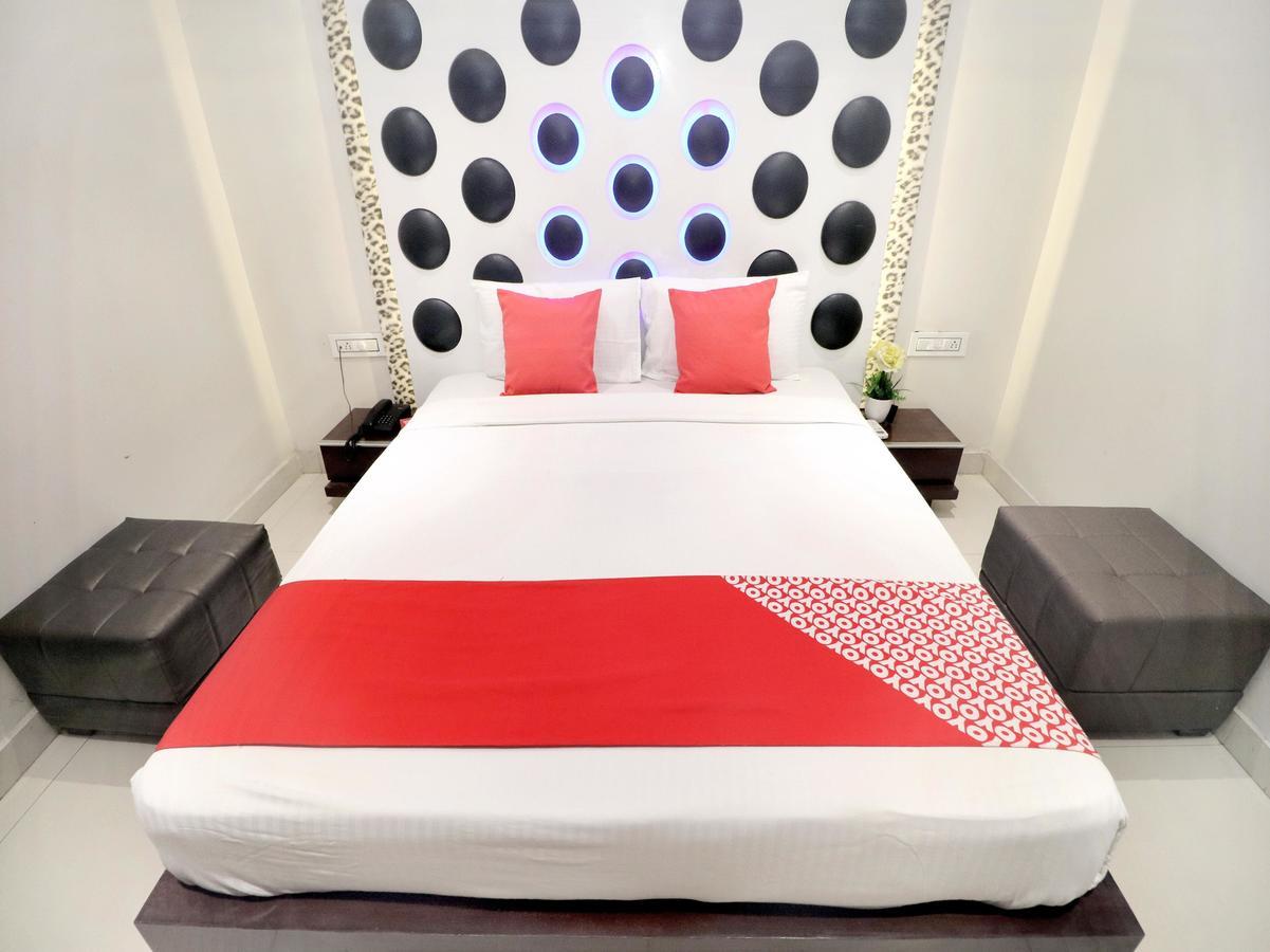 Oyo 14829 Hotel J Cruise Ludhiana Dış mekan fotoğraf